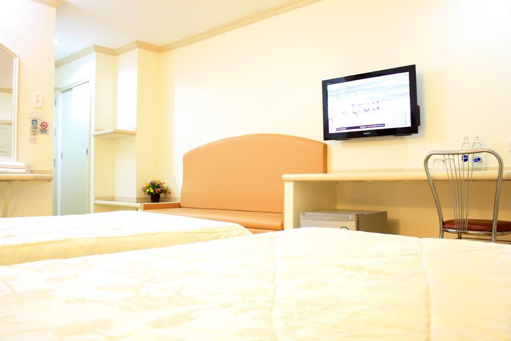 P.A. Ville Hotel Nakhon Sawan Zewnętrze zdjęcie