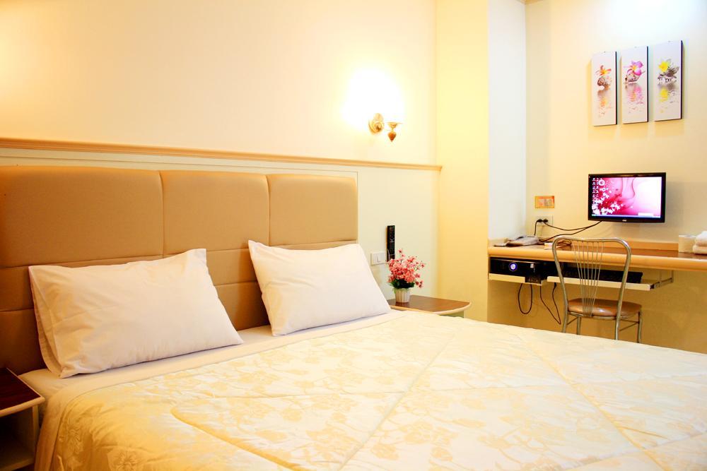 P.A. Ville Hotel Nakhon Sawan Zewnętrze zdjęcie
